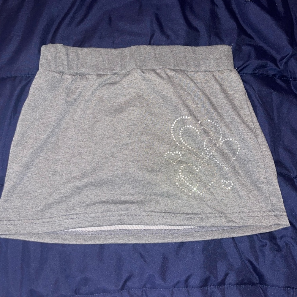 Grey skirt